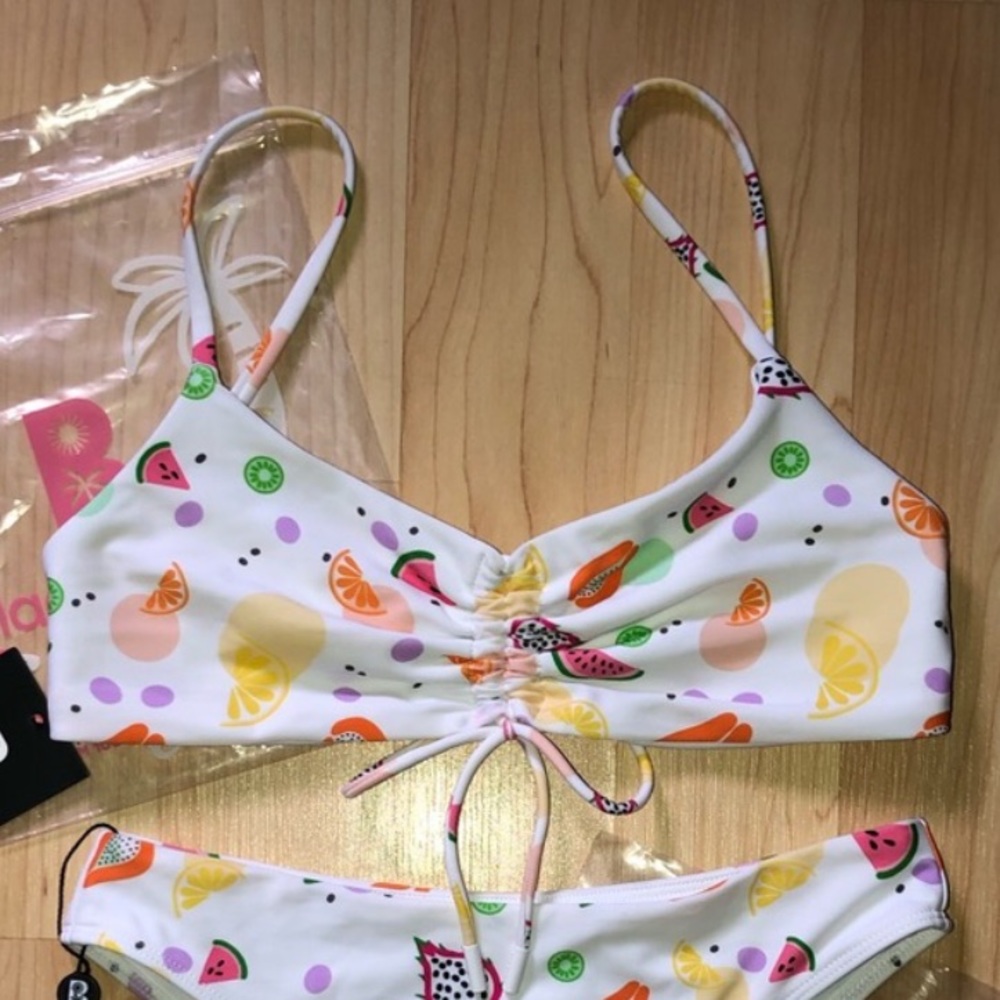 blackbough bikini top